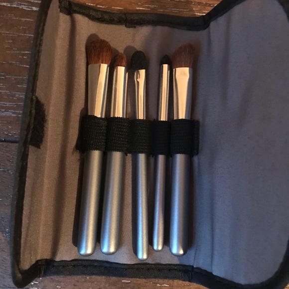 Other - Travel size eye makeup brush set